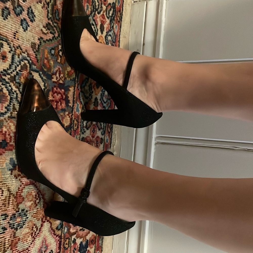 Stuart Weitzman heels with wood look toes!